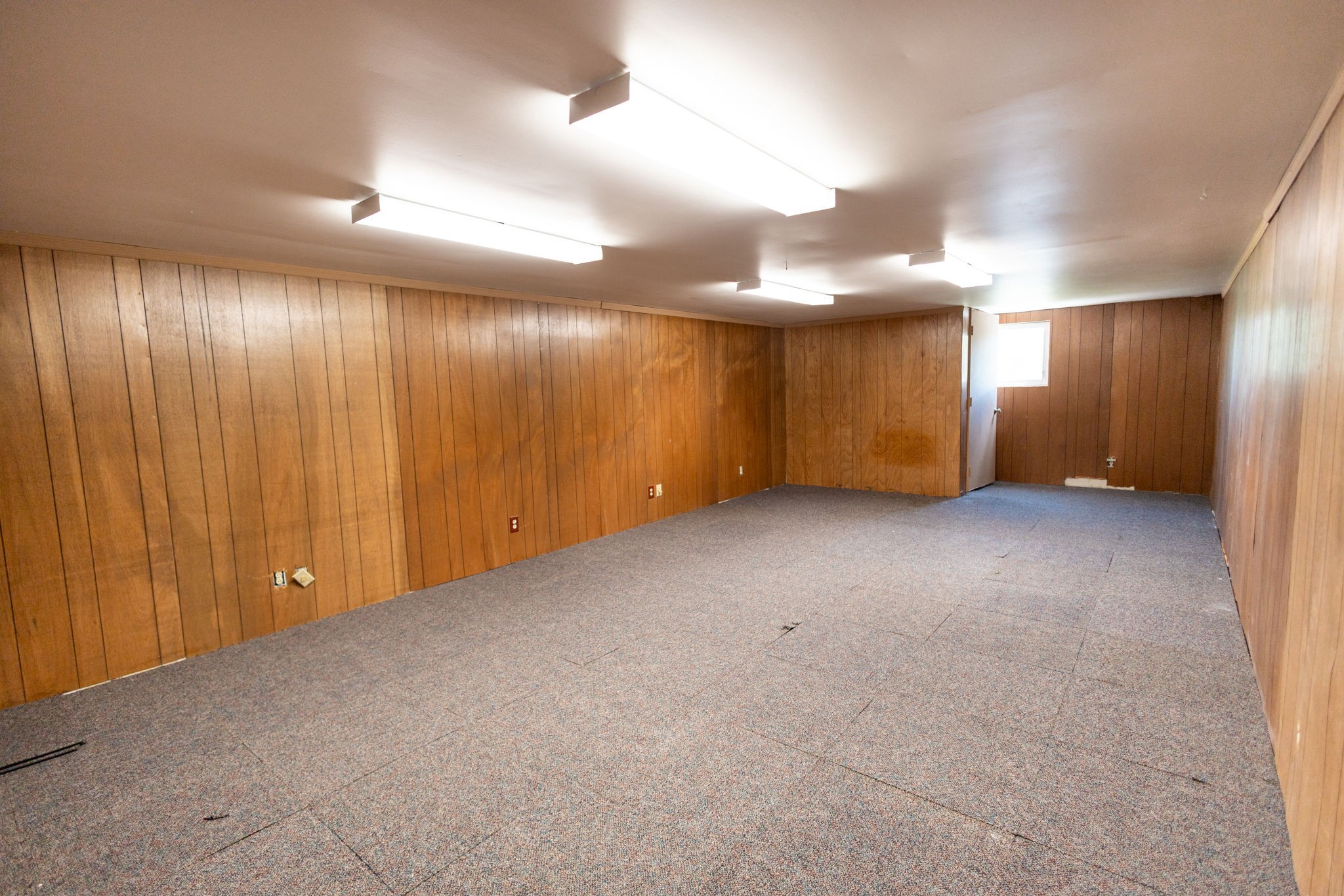 2932 Midland Rd