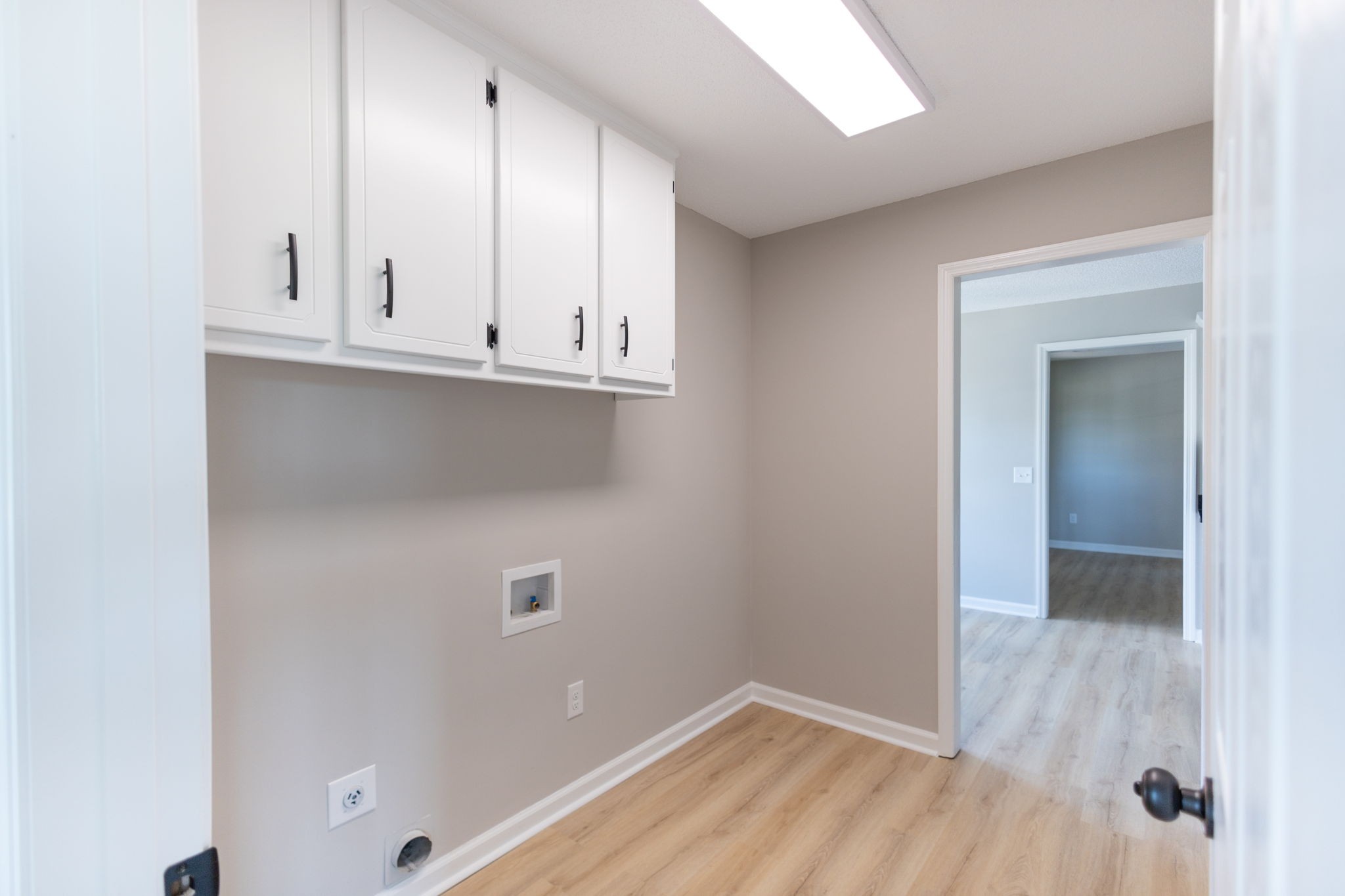 2932 Midland Rd
