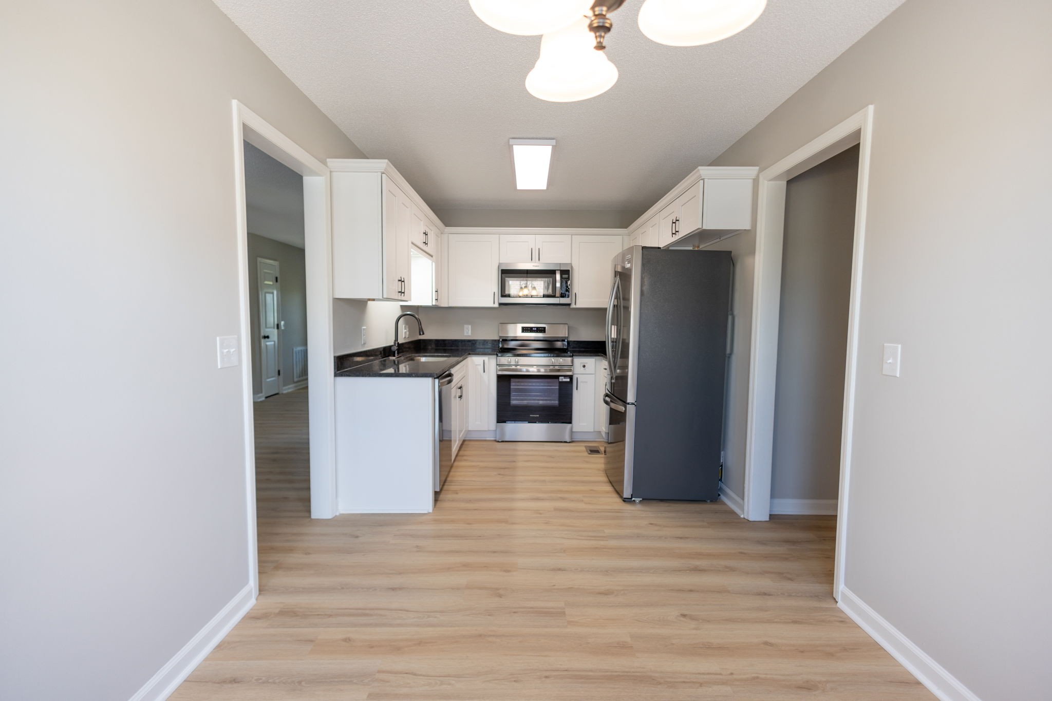 2932 Midland Rd