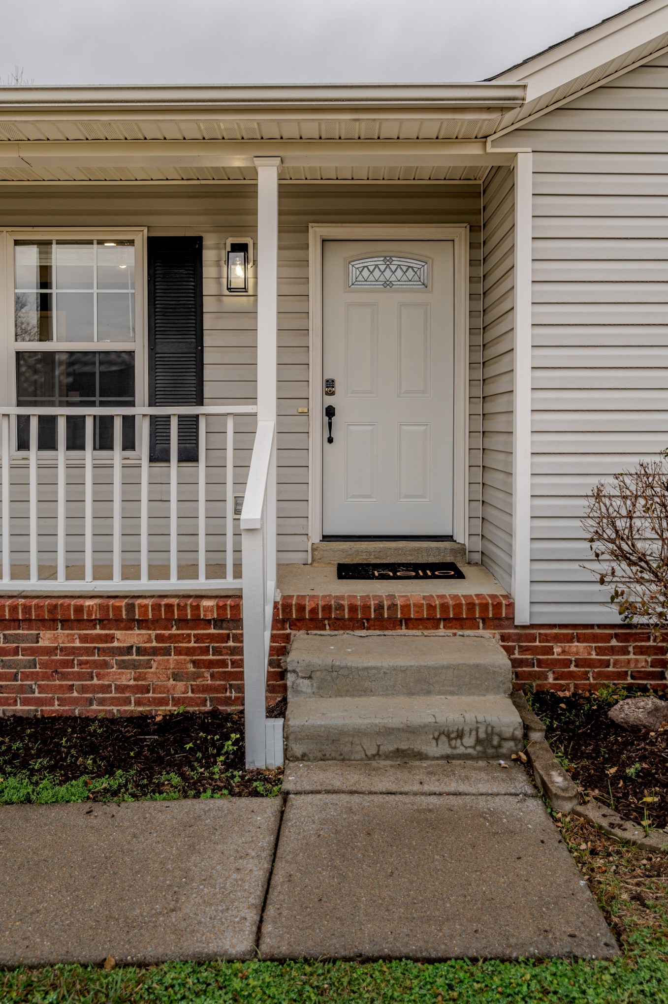 2403 Willow Dr