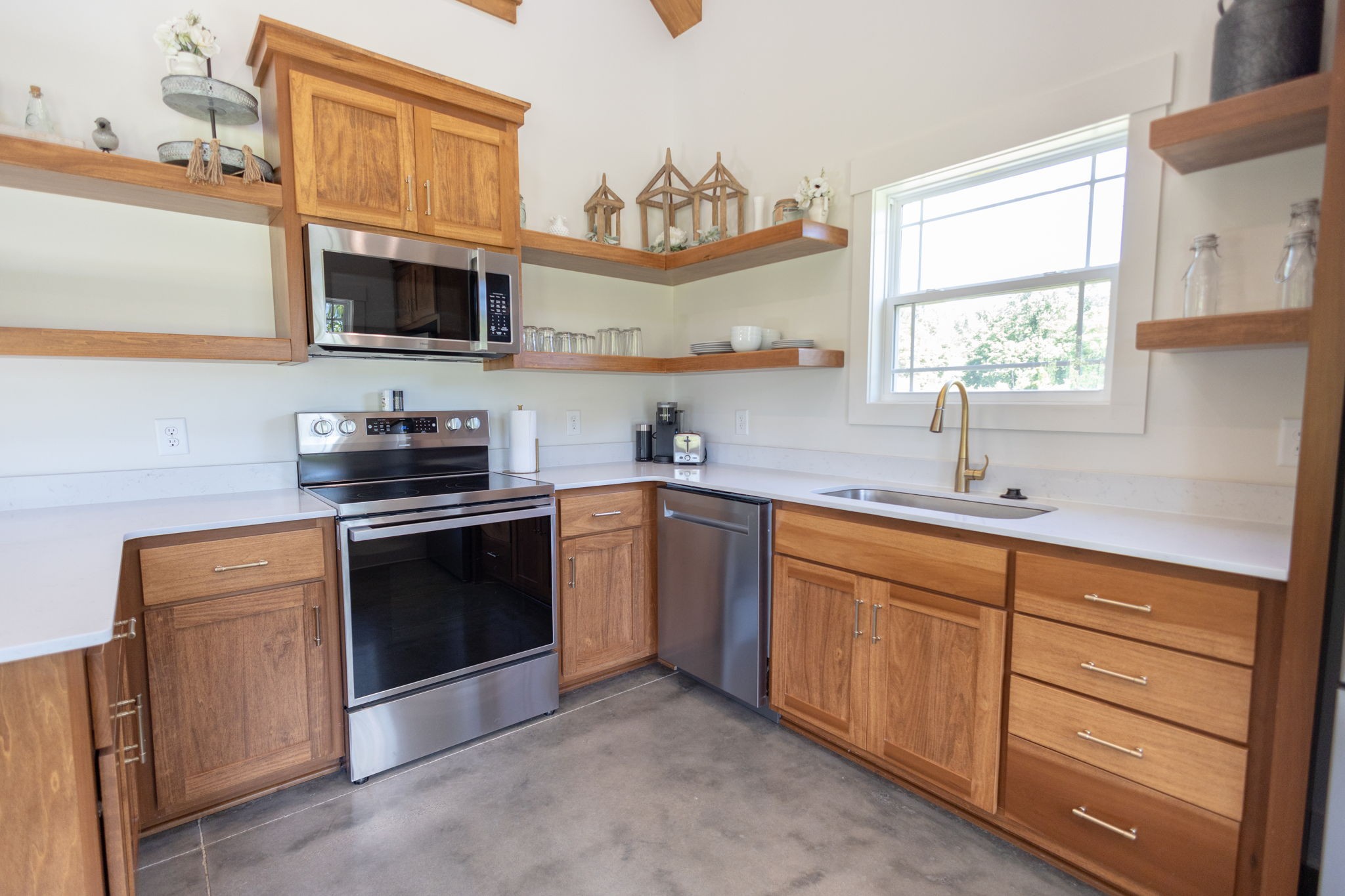 571 Bedford Lake Road