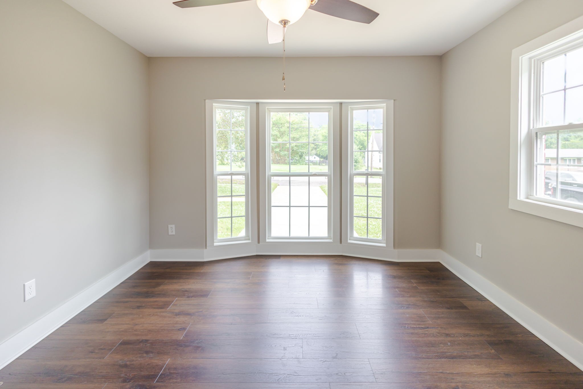 238 Elm Ave
