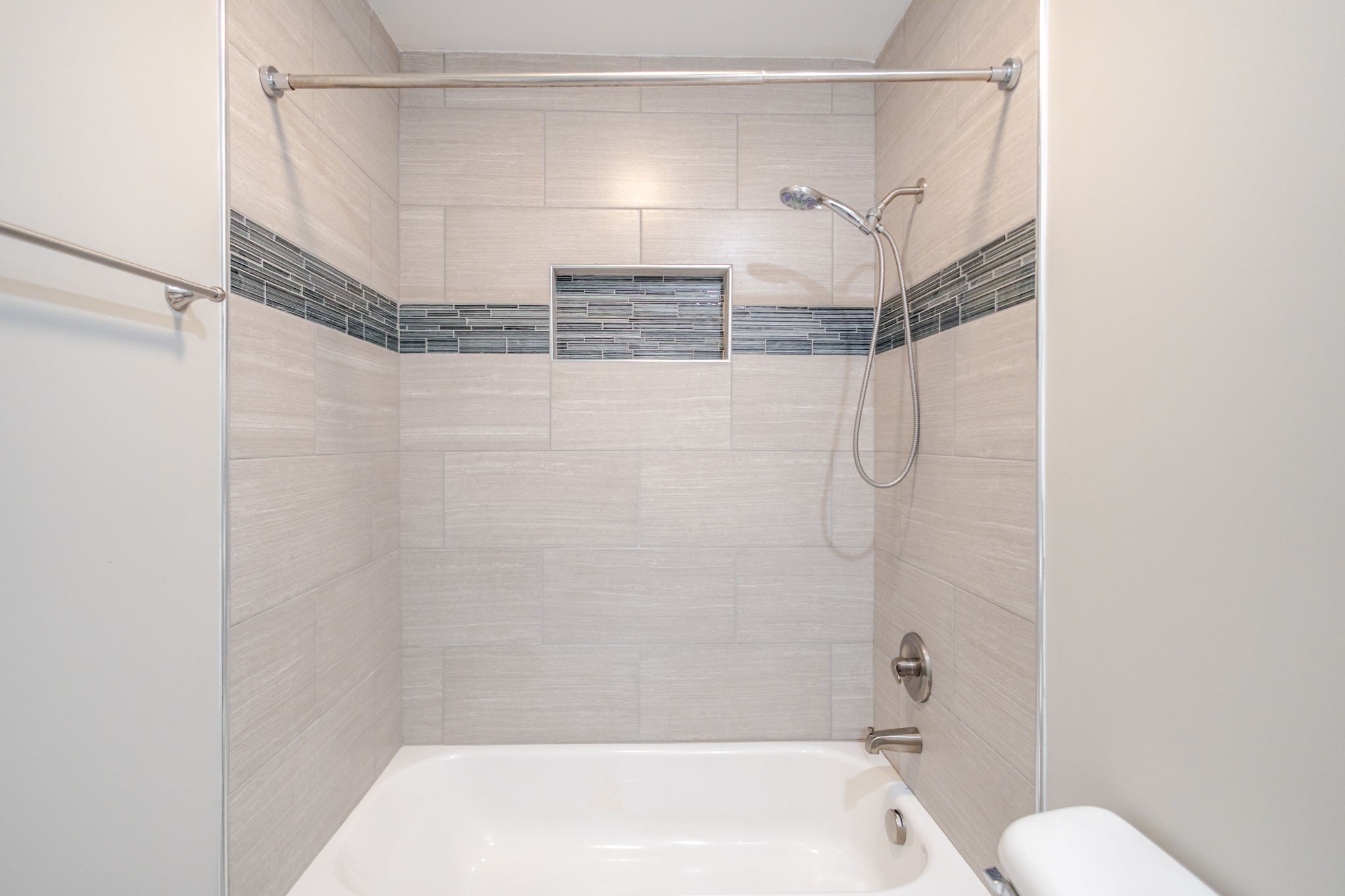 238 Elm Ave