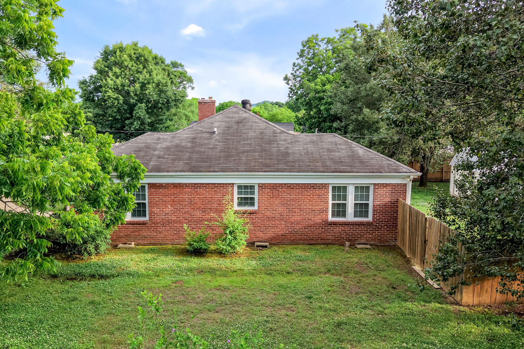 238 Elm Ave