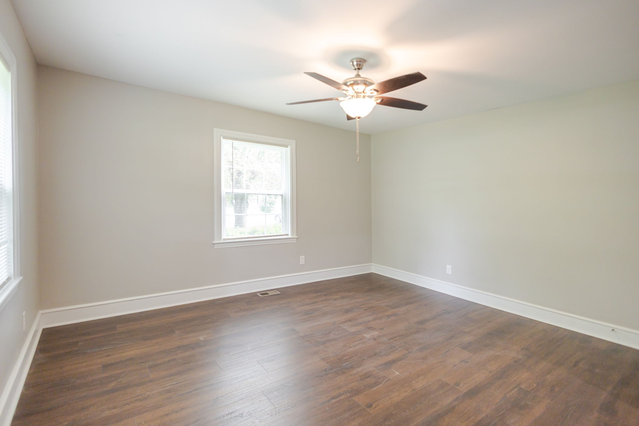 238 Elm Ave