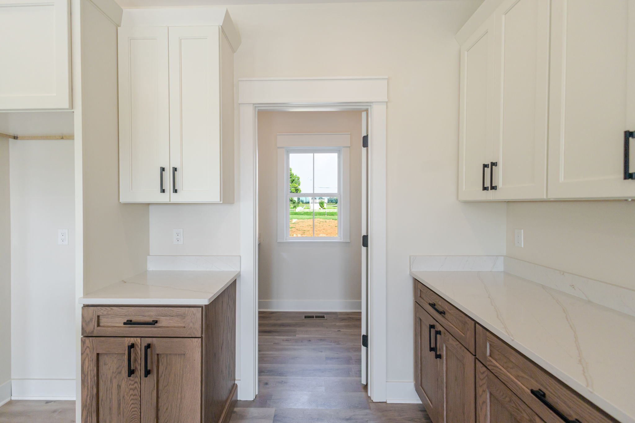 3377 Midland Road