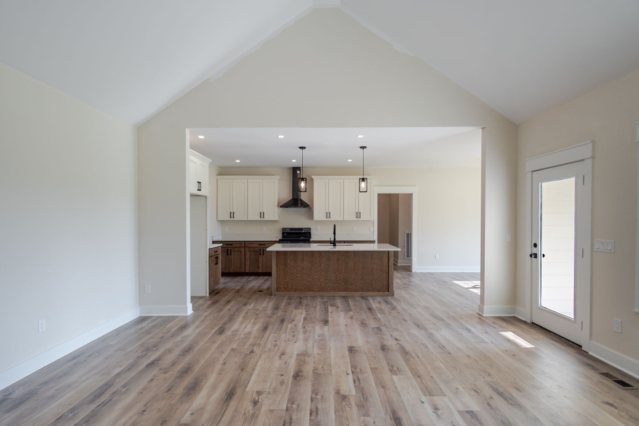 3377 Midland Road