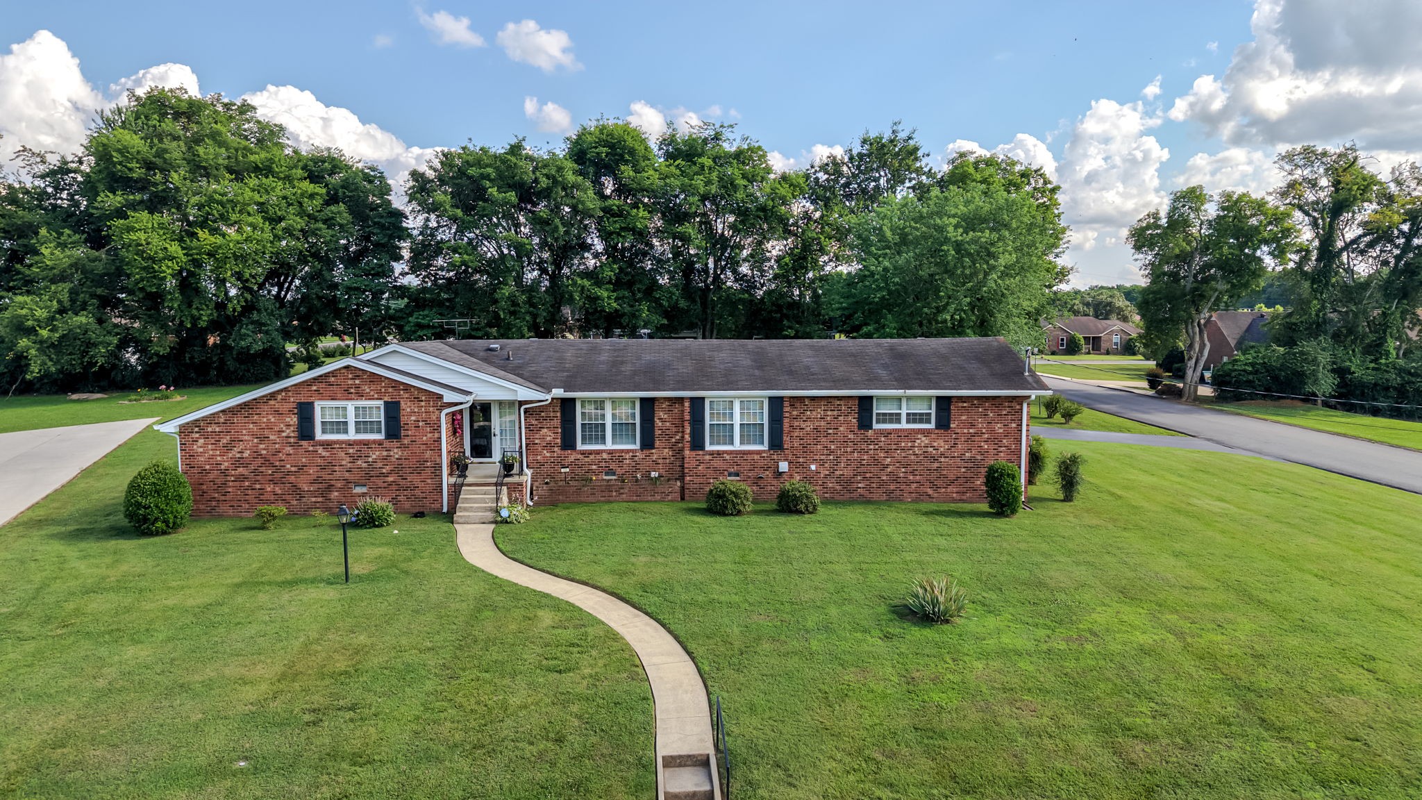700 Dow Dr