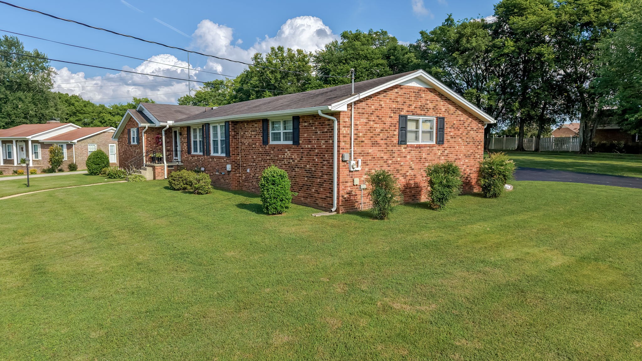 700 Dow Dr