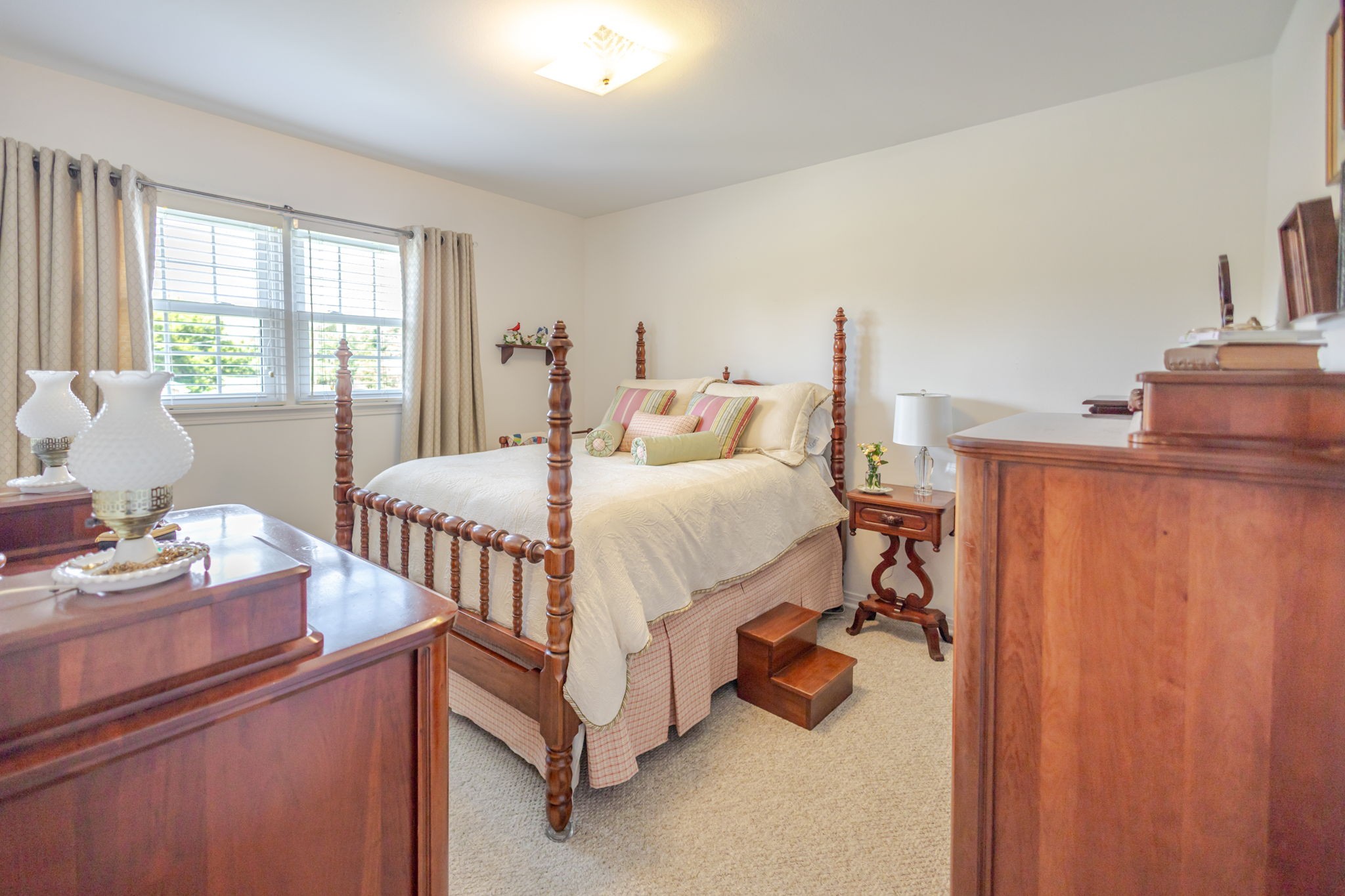 700 Dow Dr