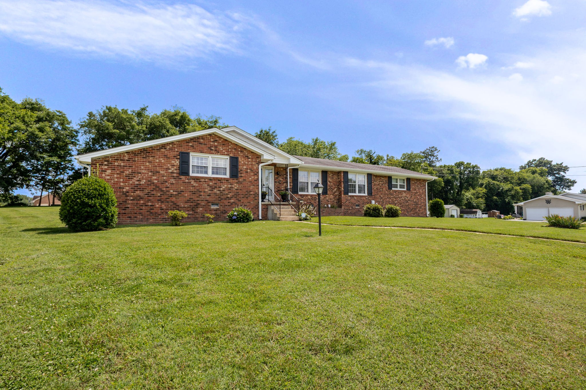 700 Dow Dr
