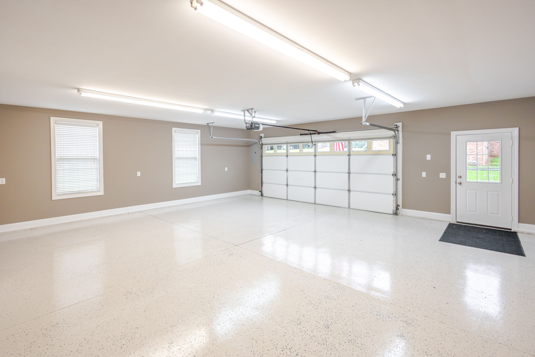 104 Redbud Dr