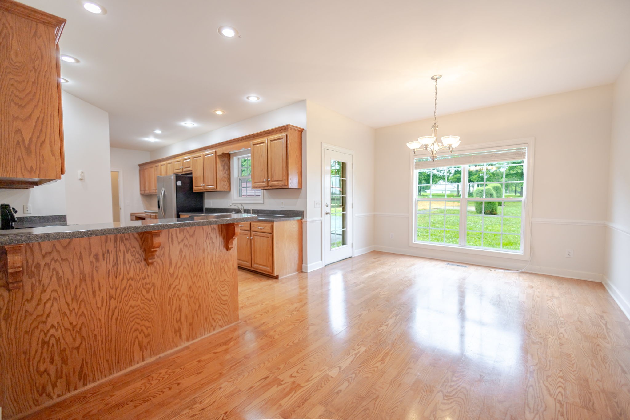 104 Redbud Dr