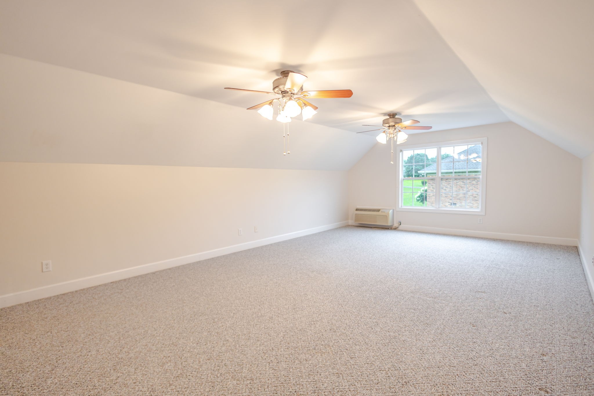 104 Redbud Dr