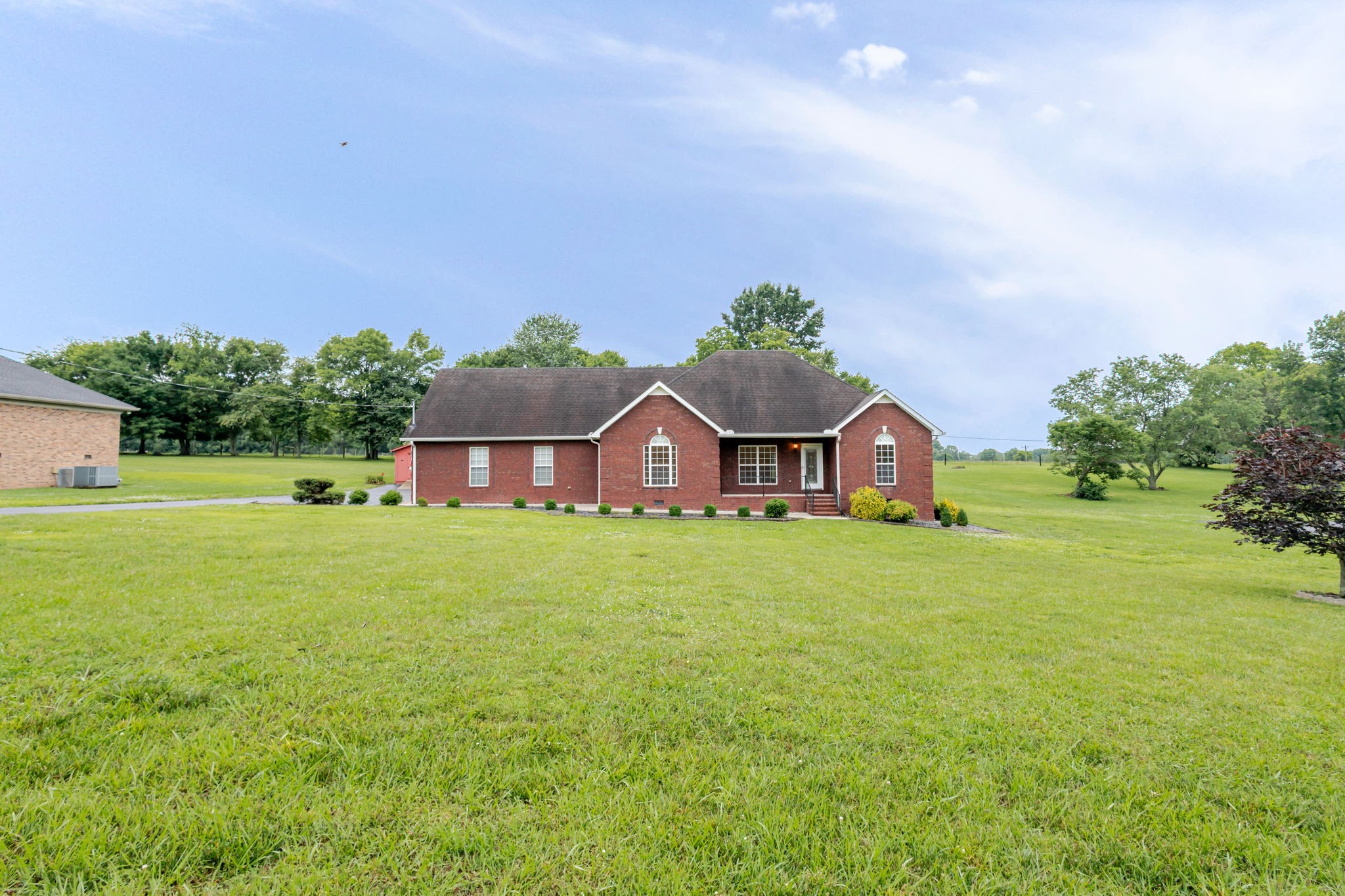 104 Redbud Dr