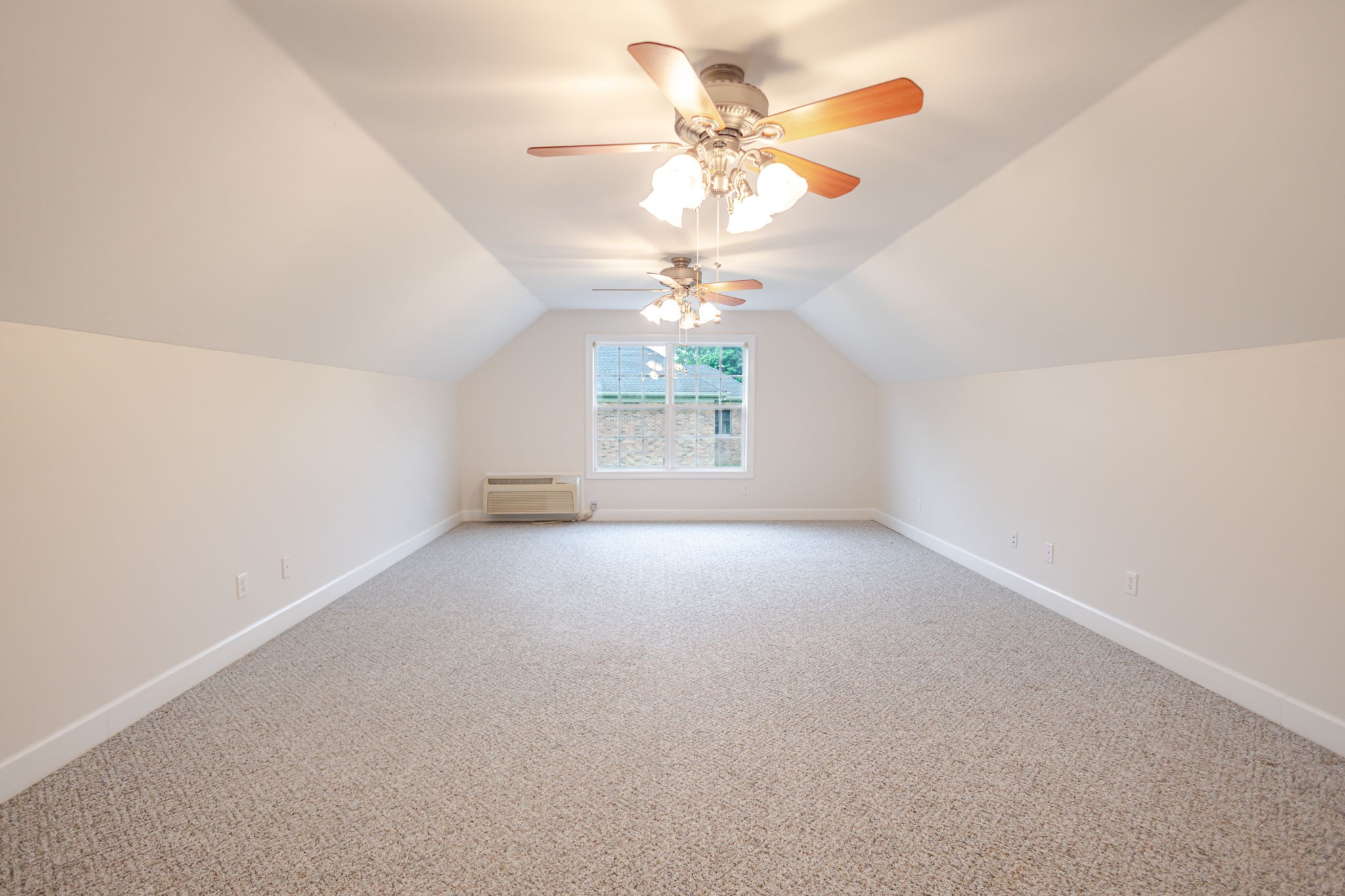 104 Redbud Dr