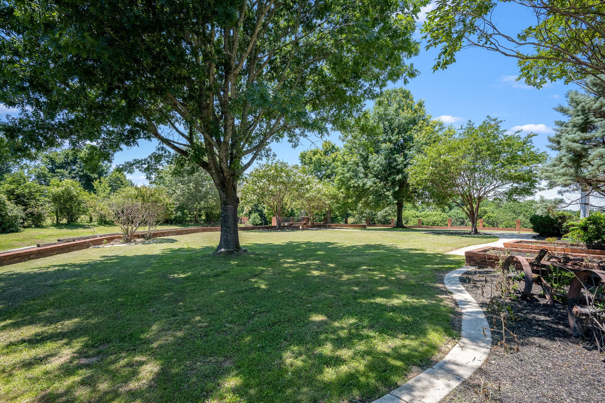 499 Mount Herman Rd
