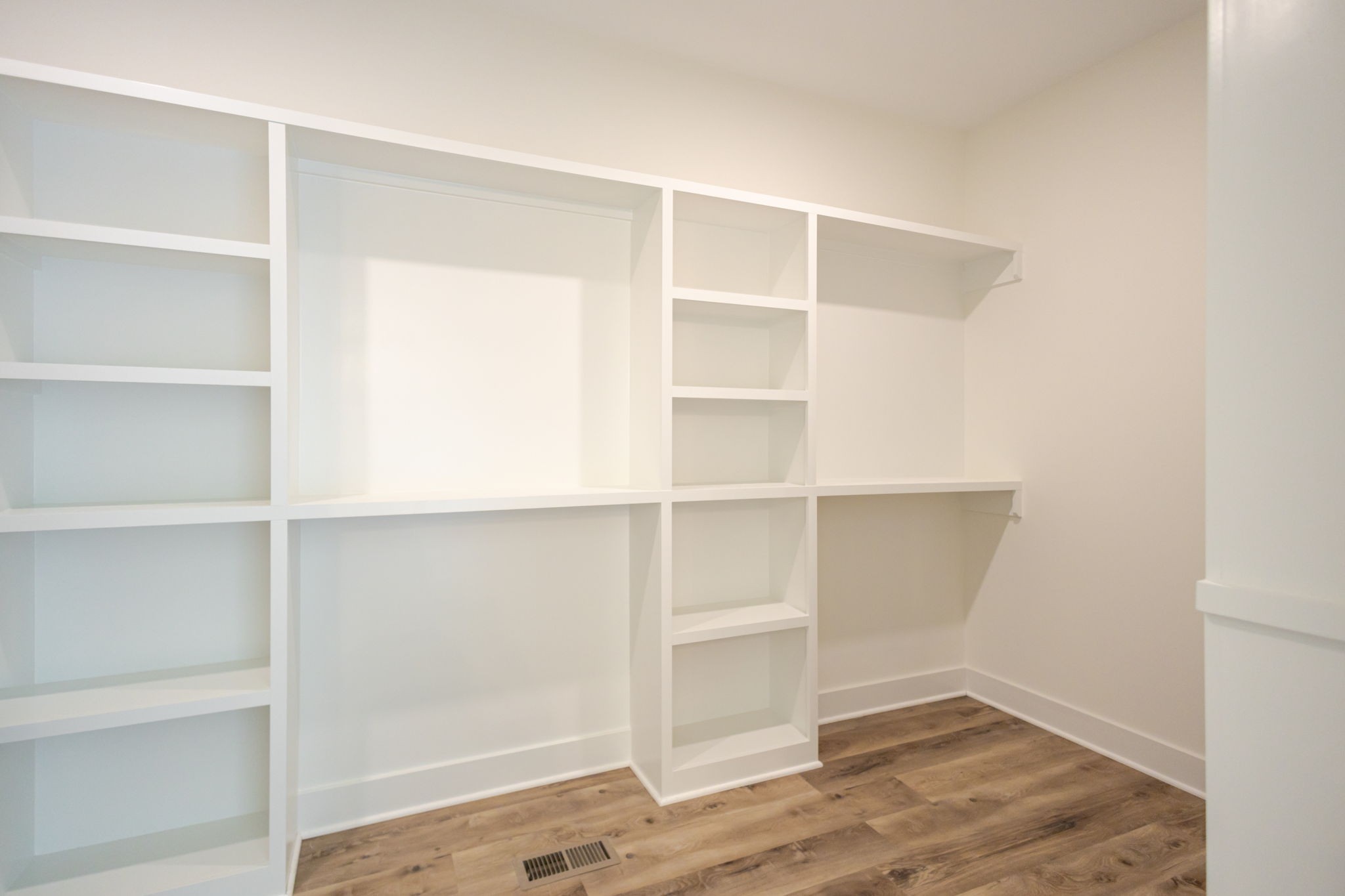 3371 Midland Road