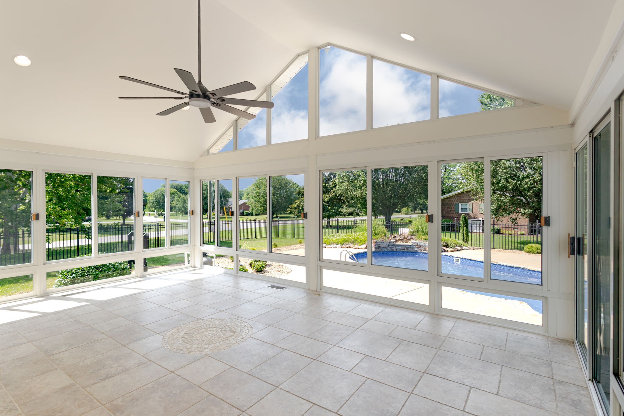 754 Veterans Pkwy