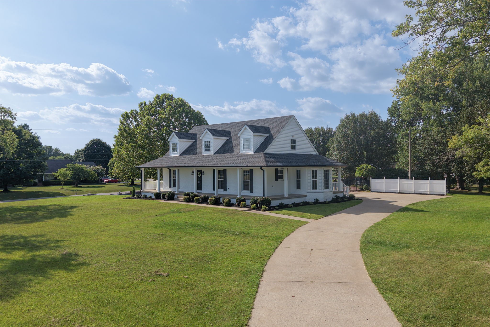754 Veterans Pkwy