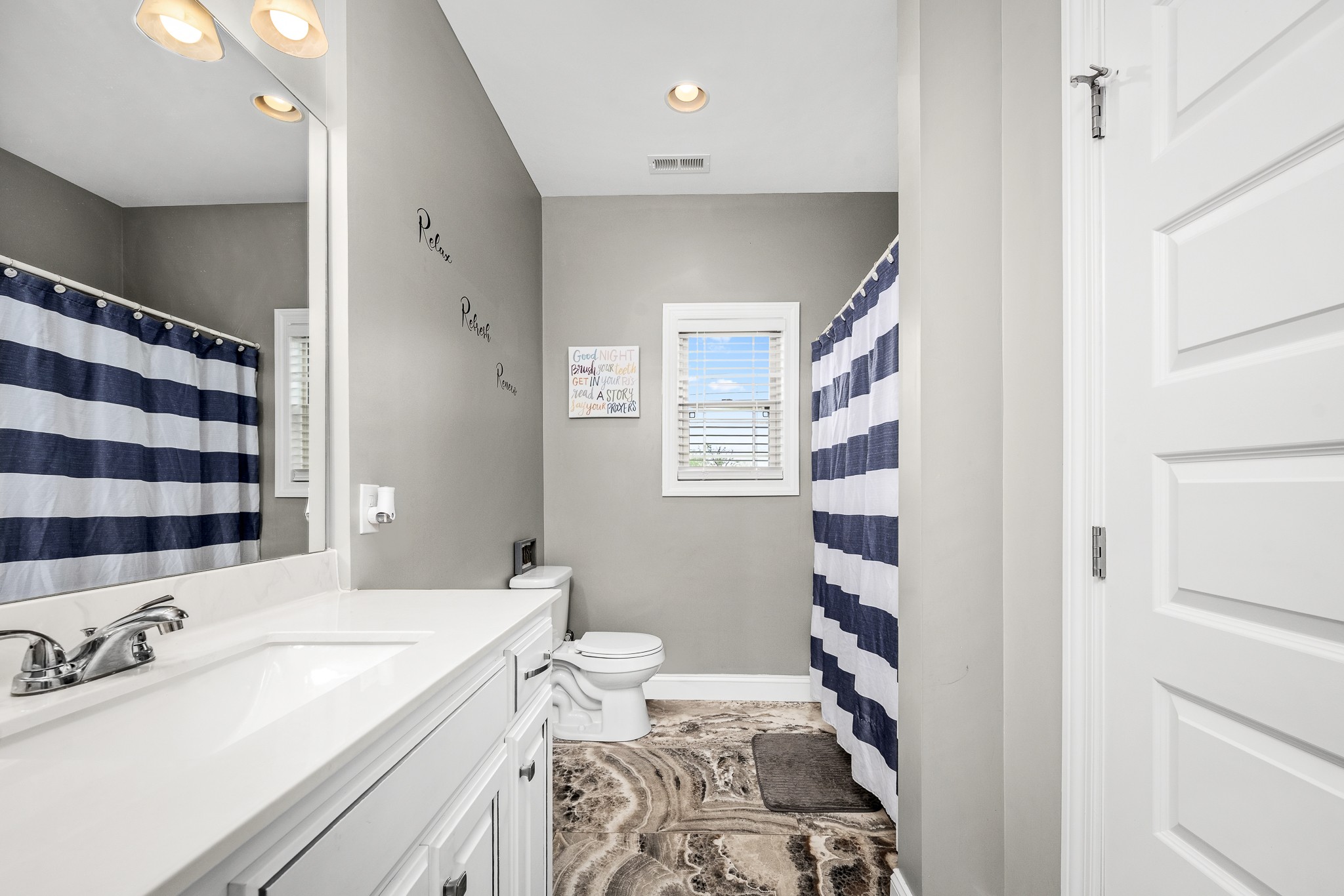 209 Adams Ln