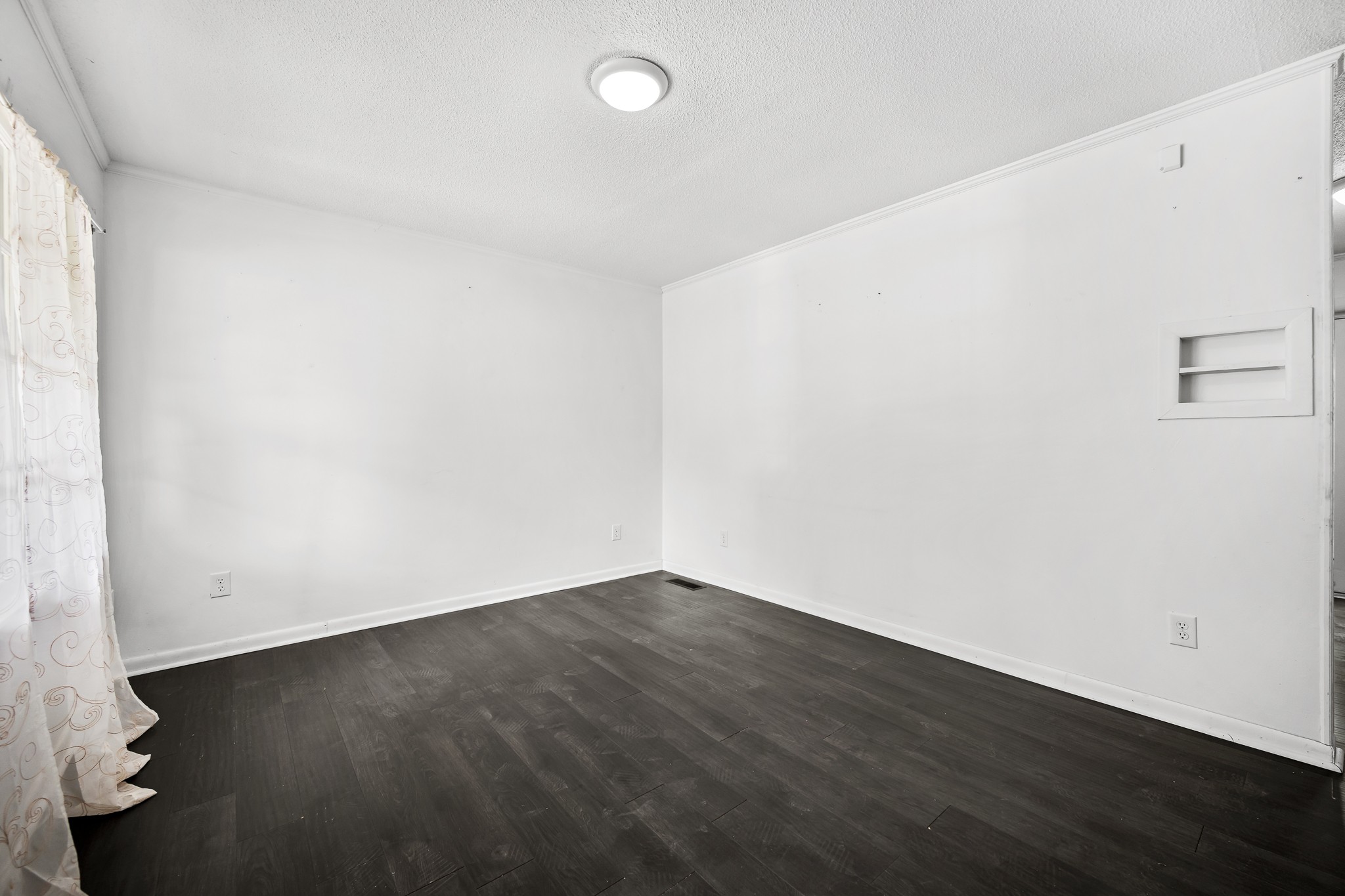 335 Maplewood Dr