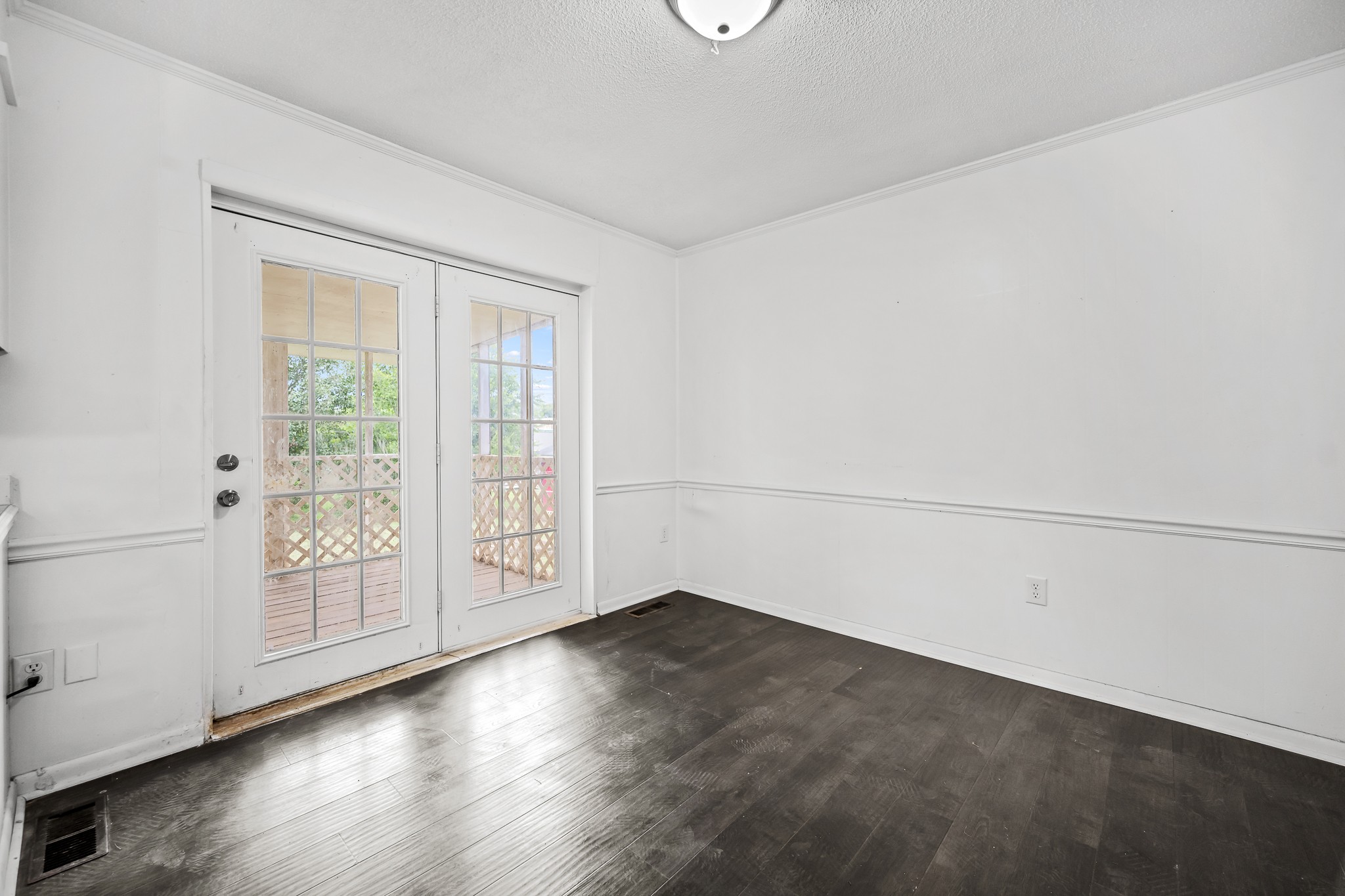 335 Maplewood Dr