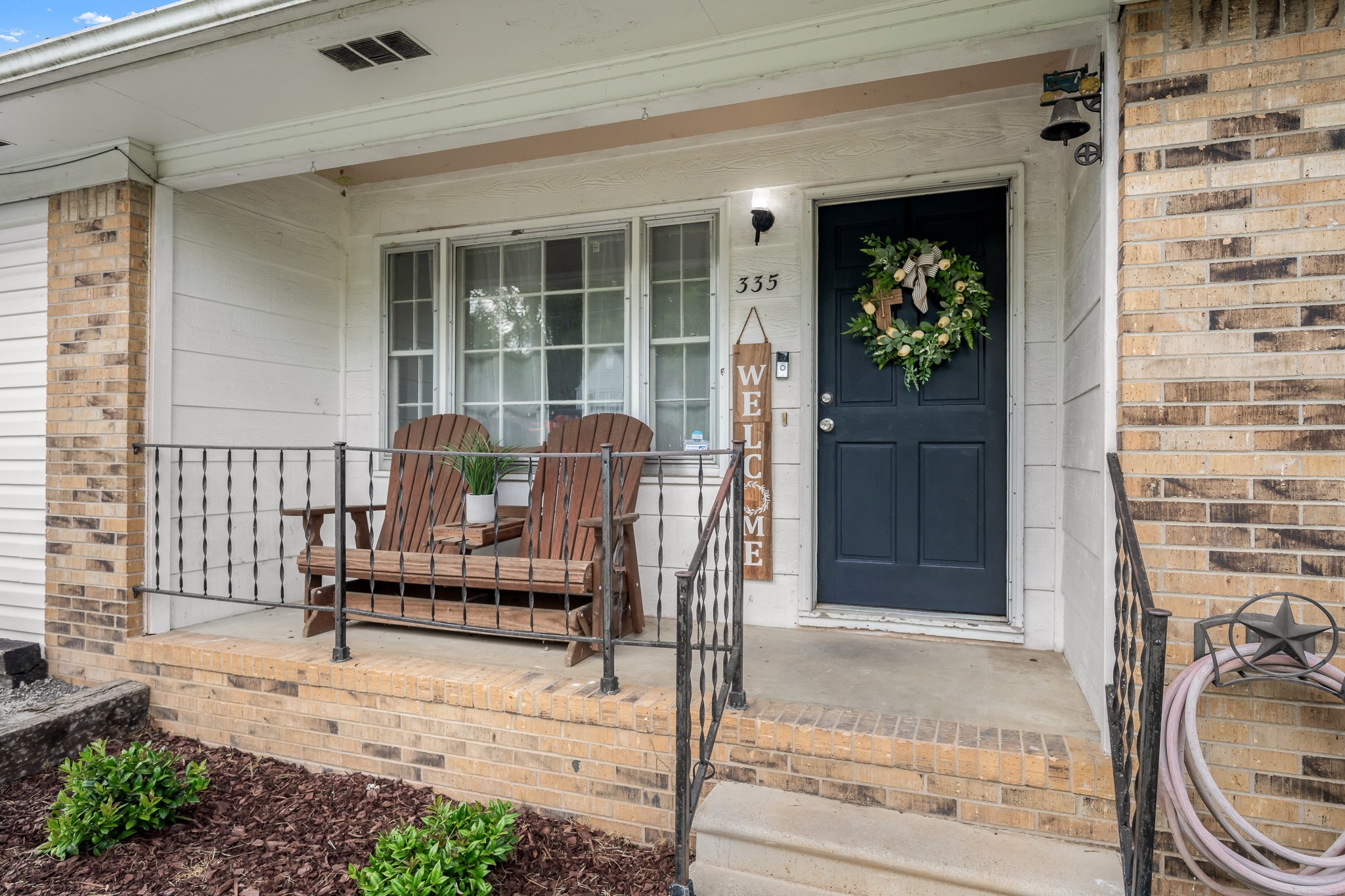 335 Maplewood Dr