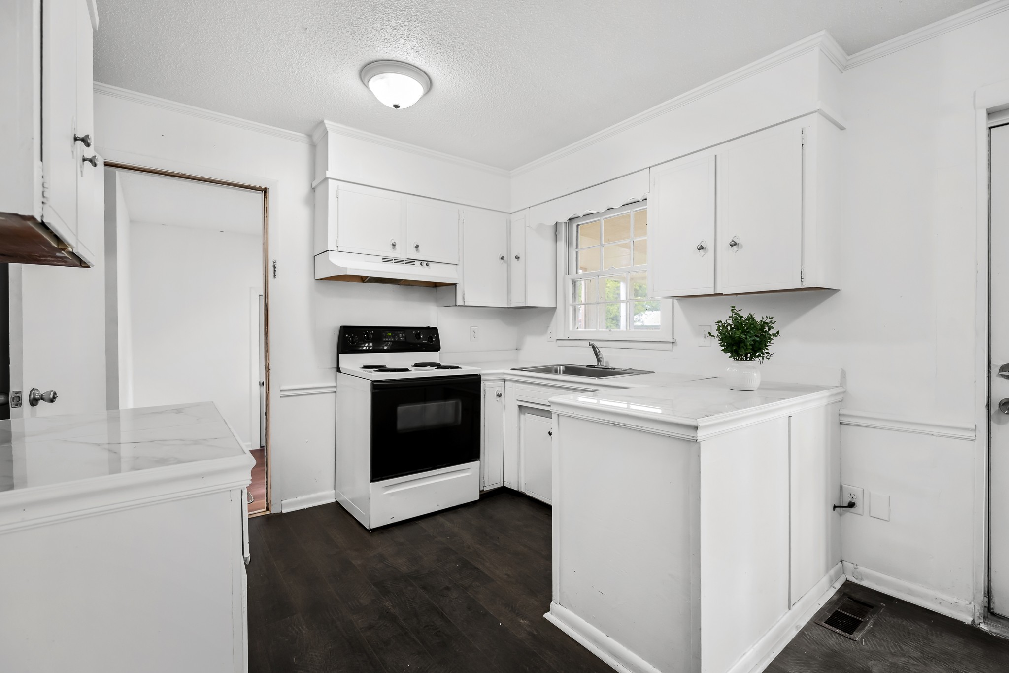 335 Maplewood Dr
