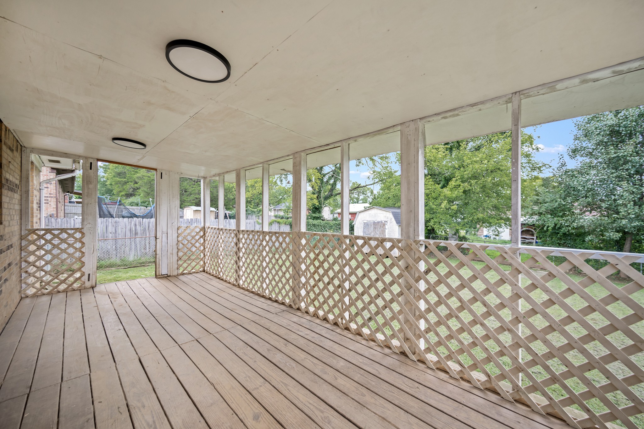 335 Maplewood Dr