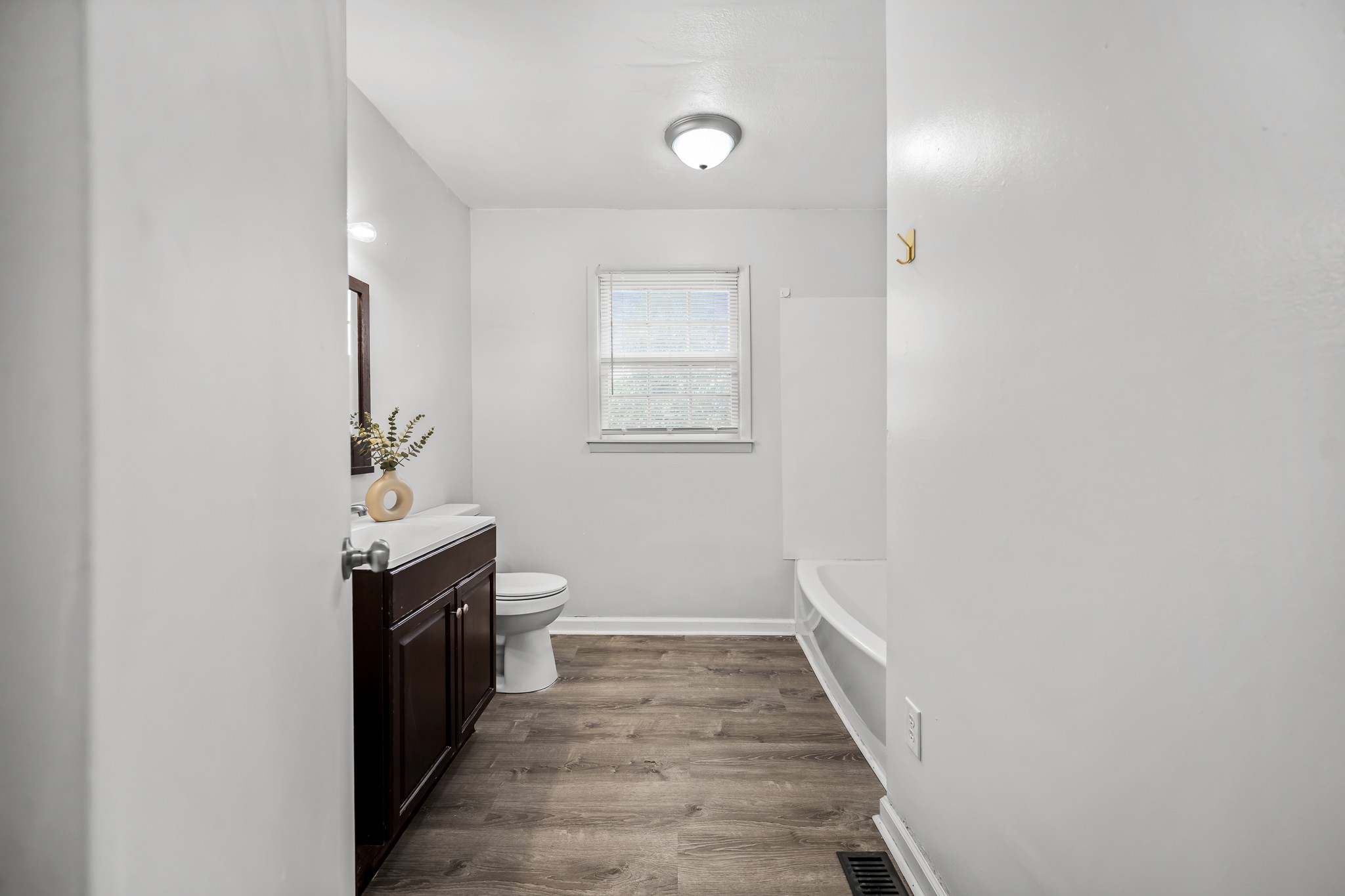 335 Maplewood Dr