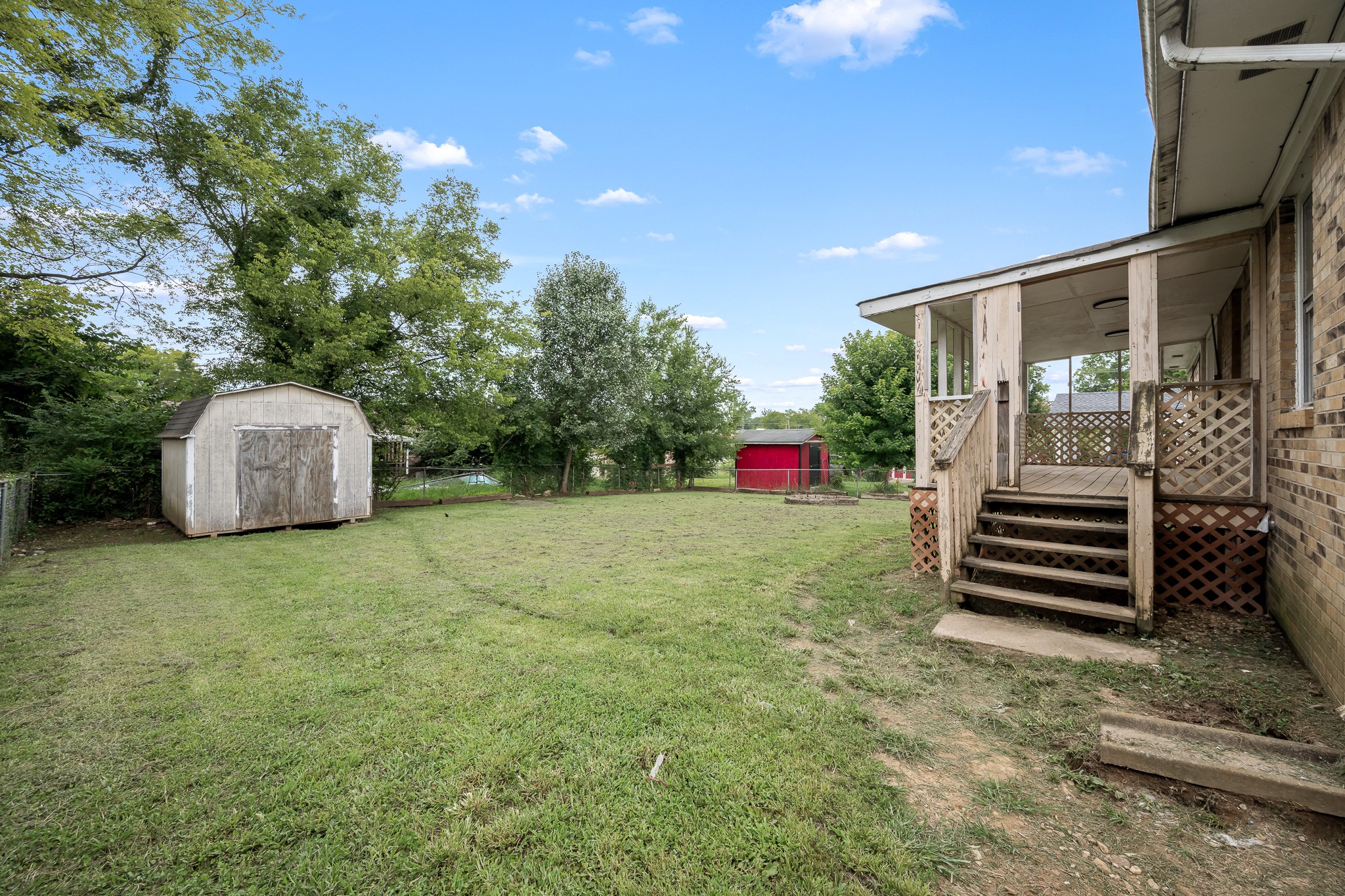 335 Maplewood Dr