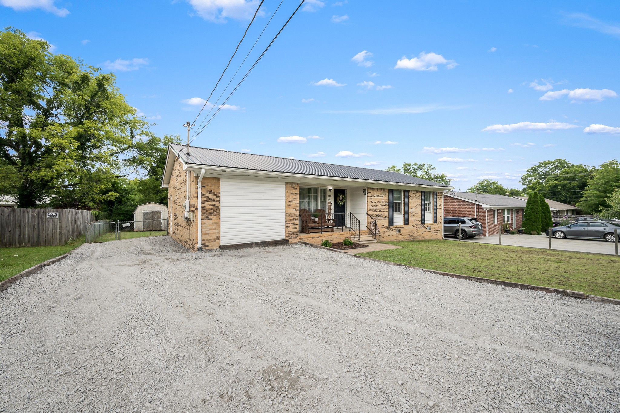 335 Maplewood Dr