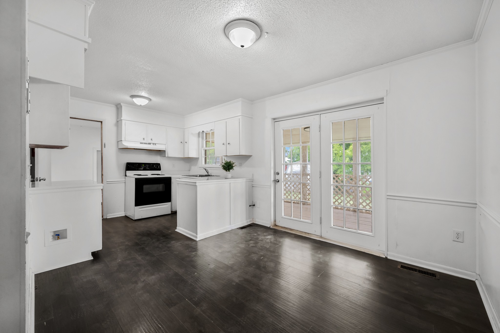 335 Maplewood Dr