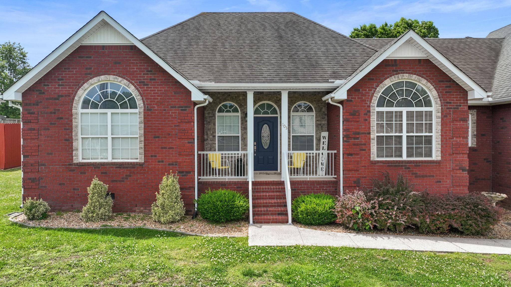 103 Canary Ln
