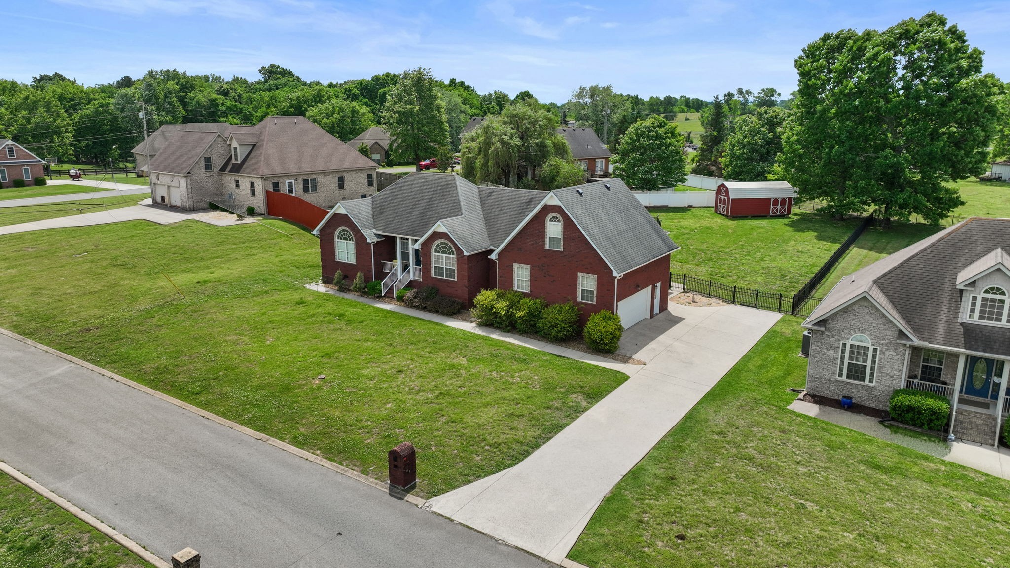 103 Canary Ln