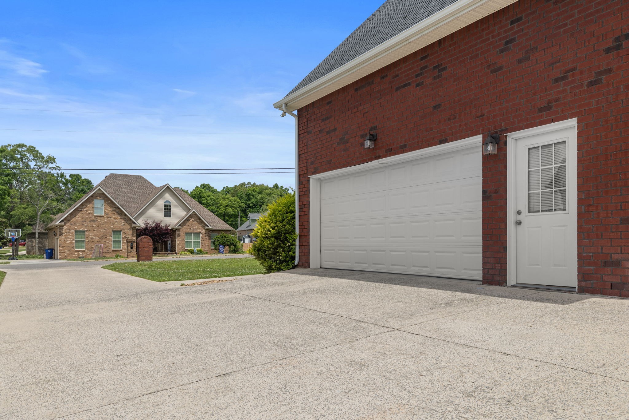 103 Canary Ln