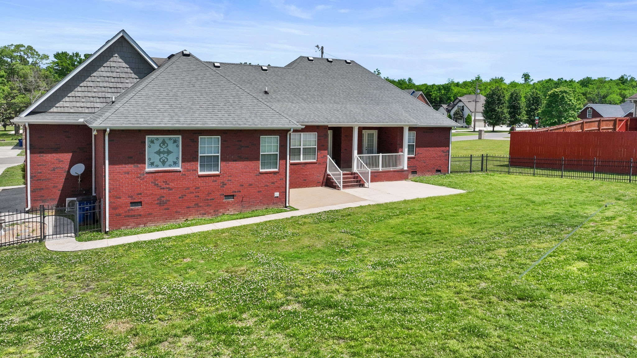 103 Canary Ln