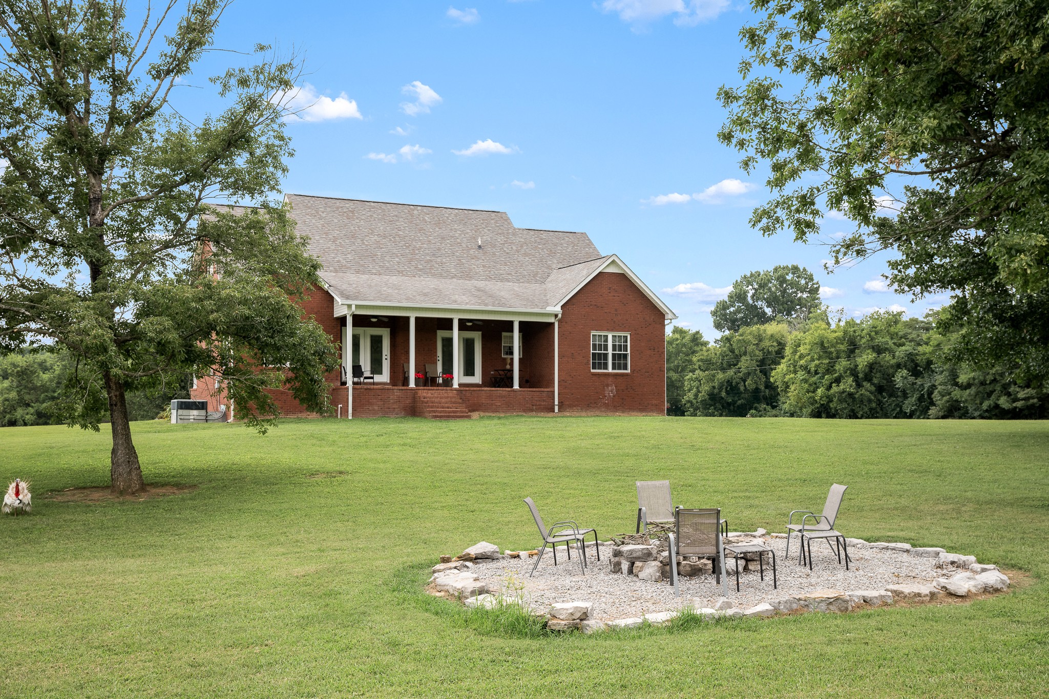 206 Hickerson Rd