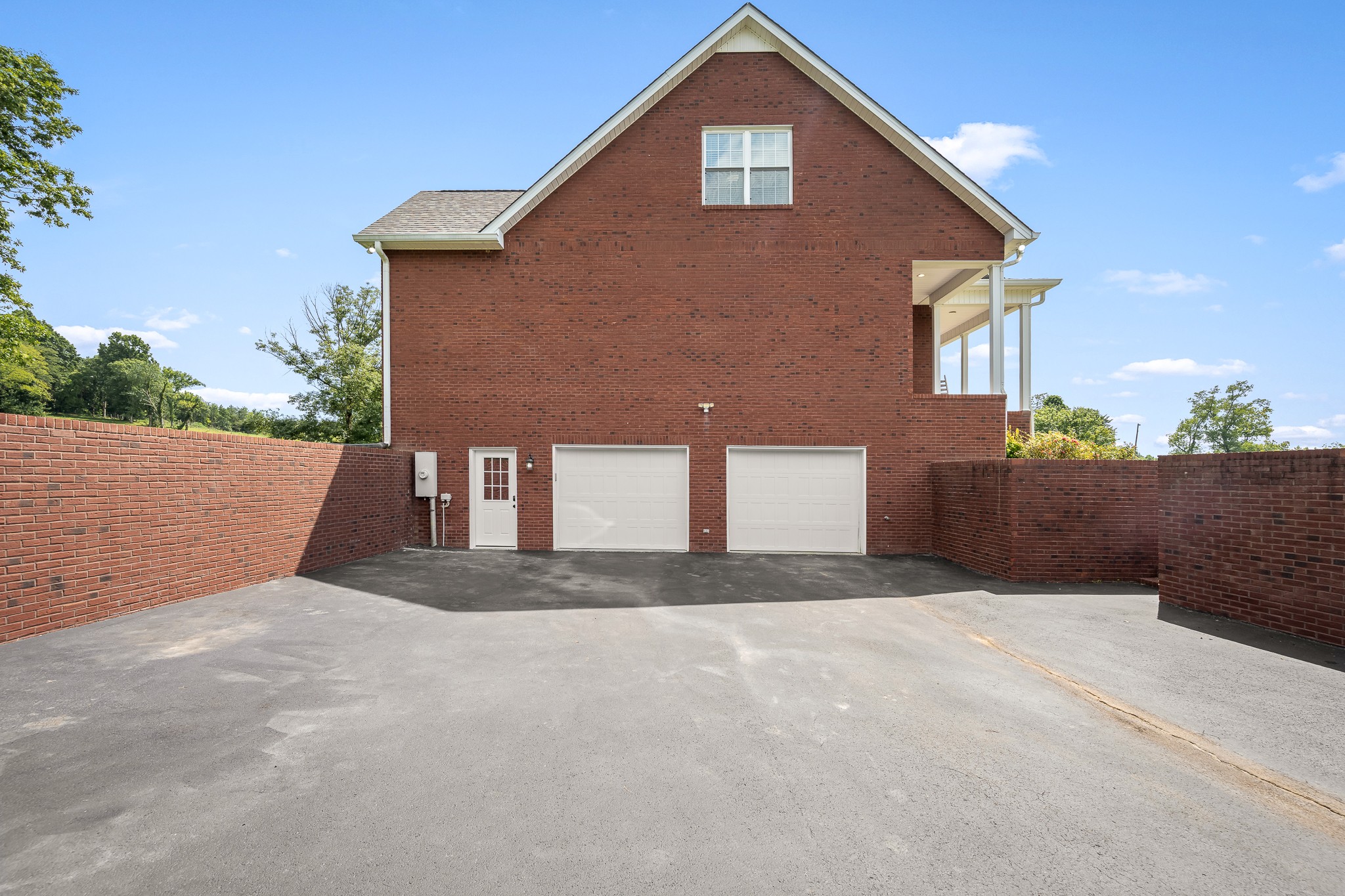 206 Hickerson Rd