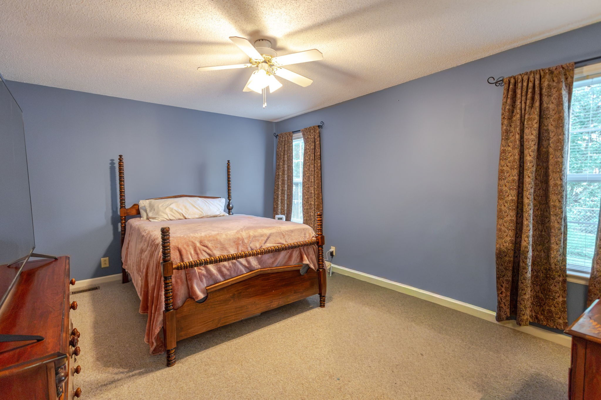 217 Amanda Dr