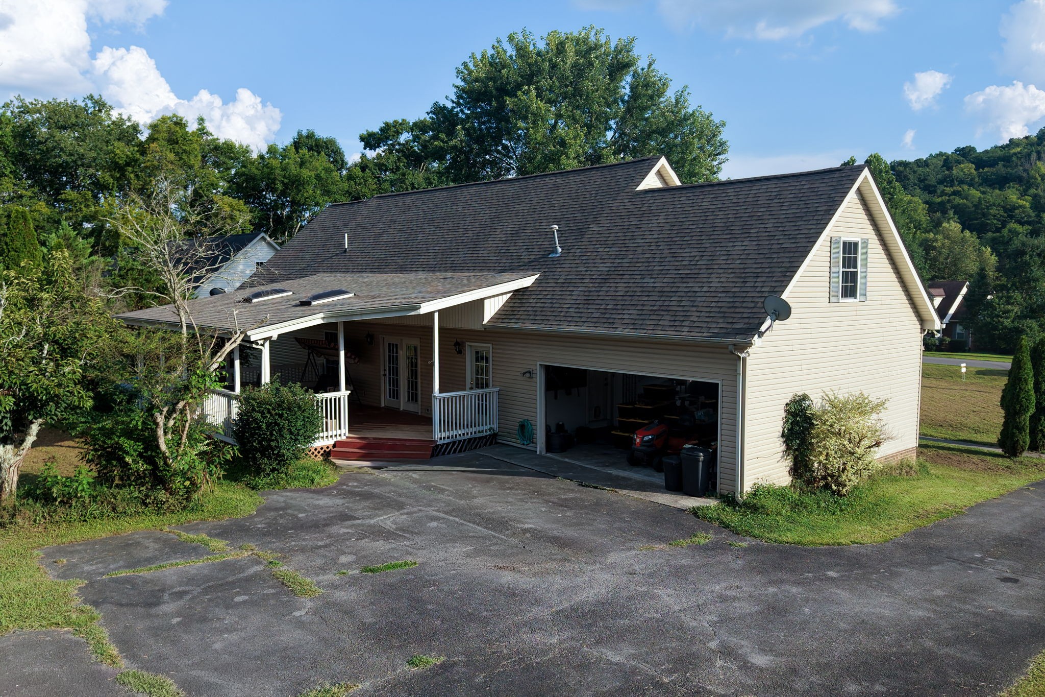 217 Amanda Dr