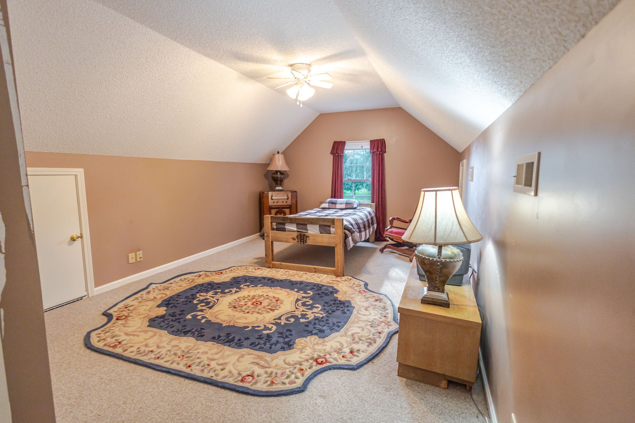 217 Amanda Dr