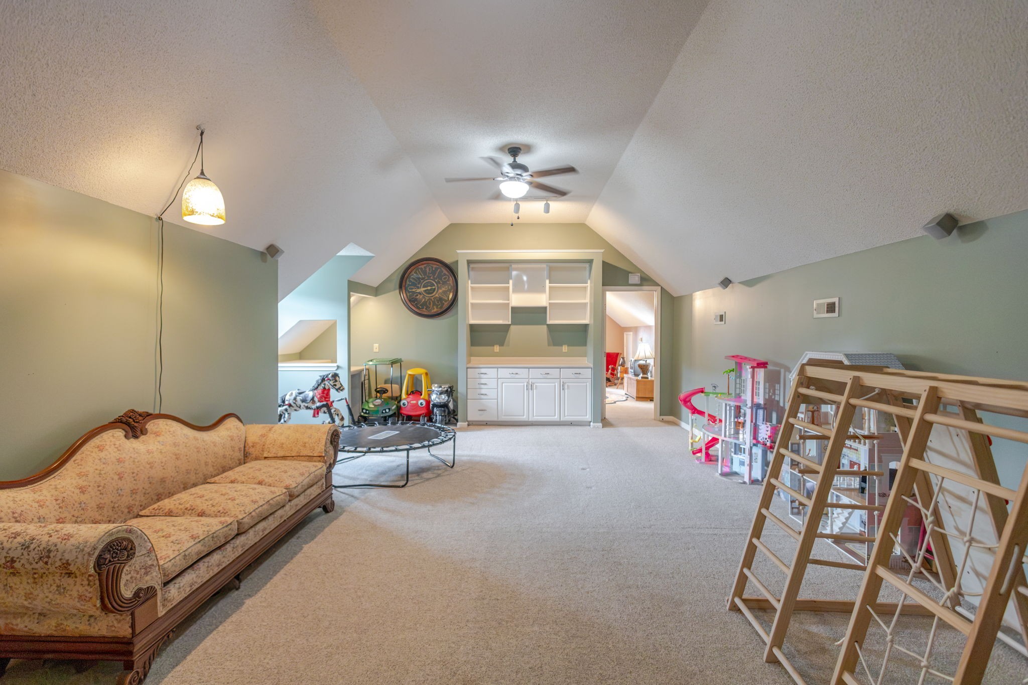 217 Amanda Dr