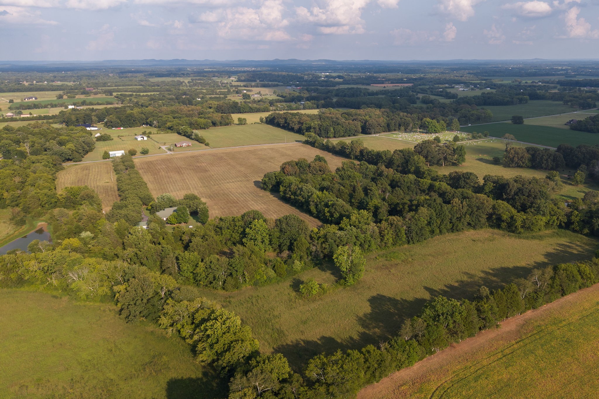 975 Haunt Hollow Rd