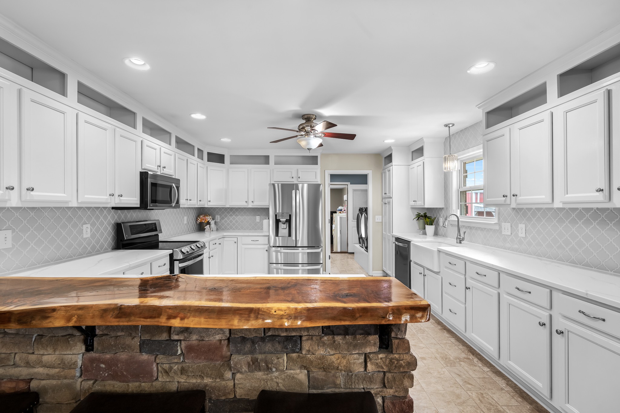 223 Rich Rd