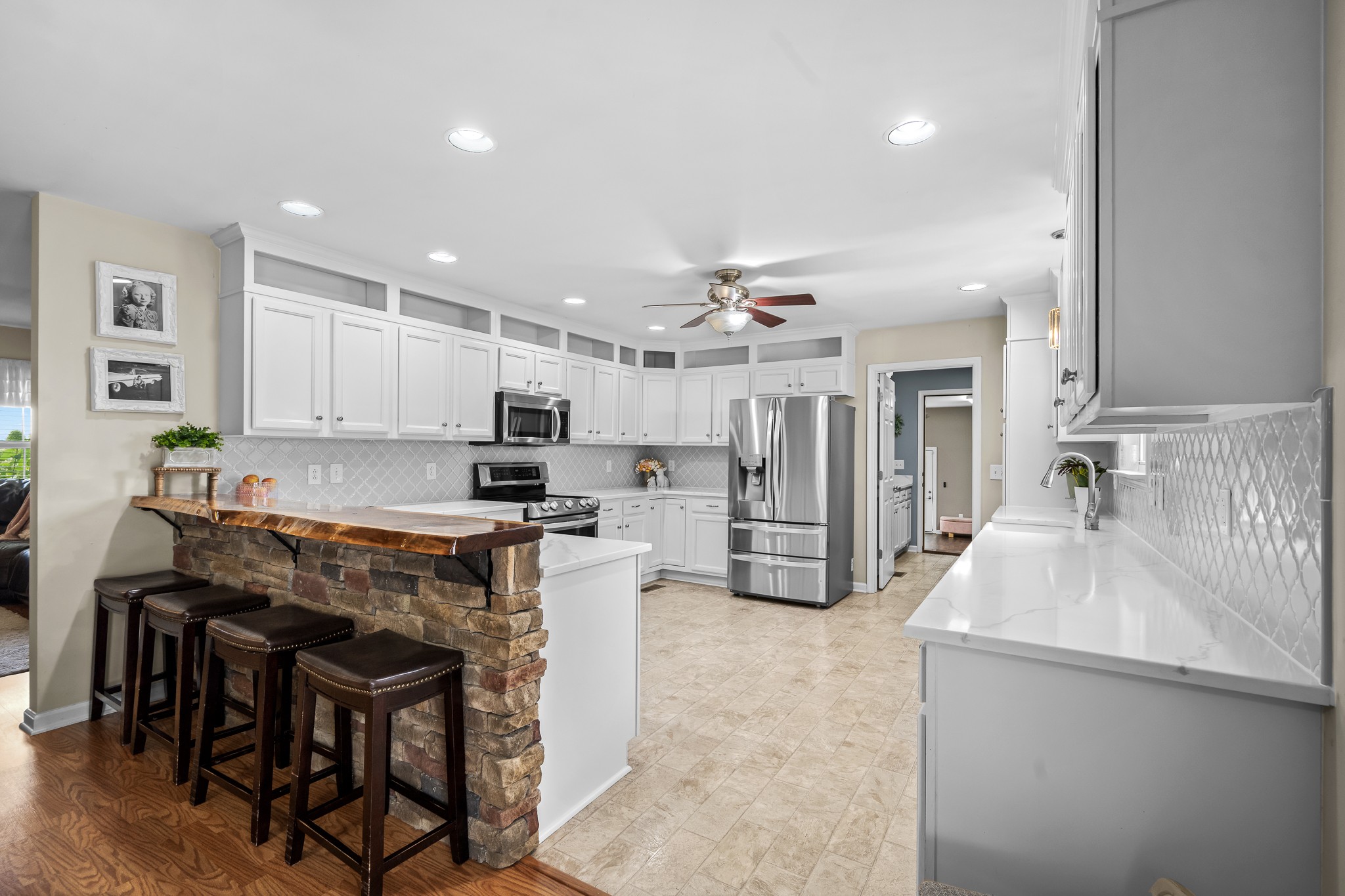 223 Rich Rd