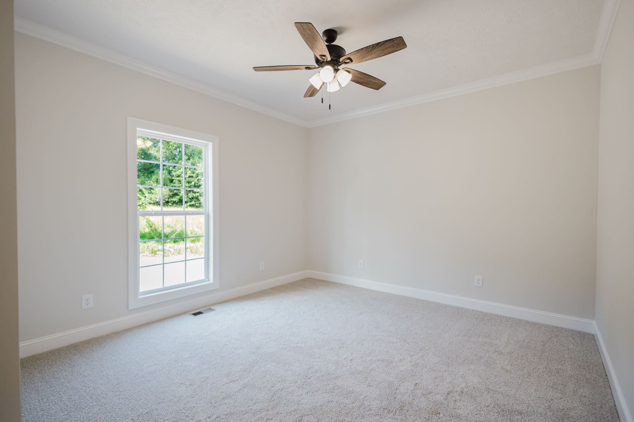 850 Lower Halls Mill