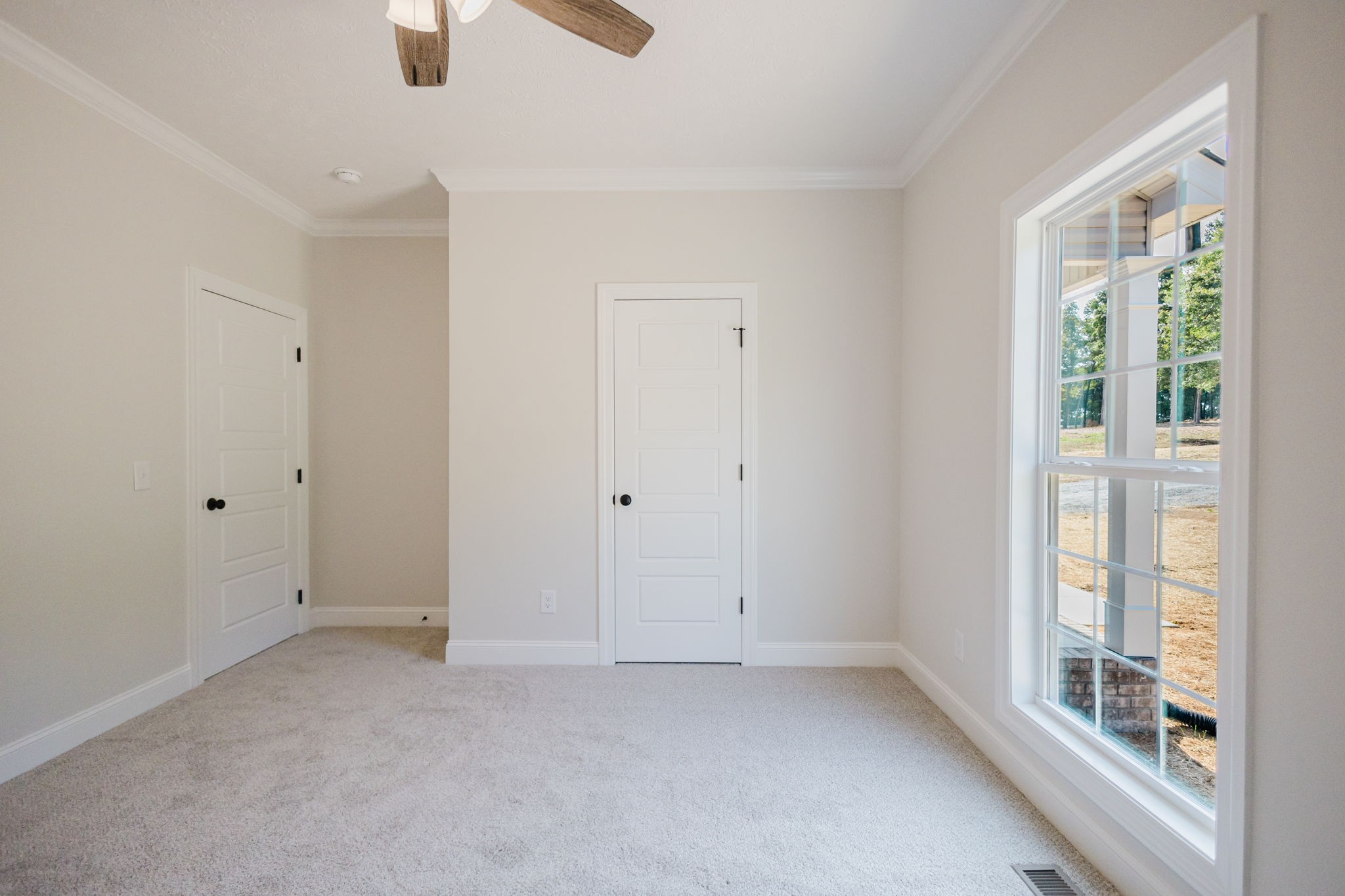 850 Lower Halls Mill