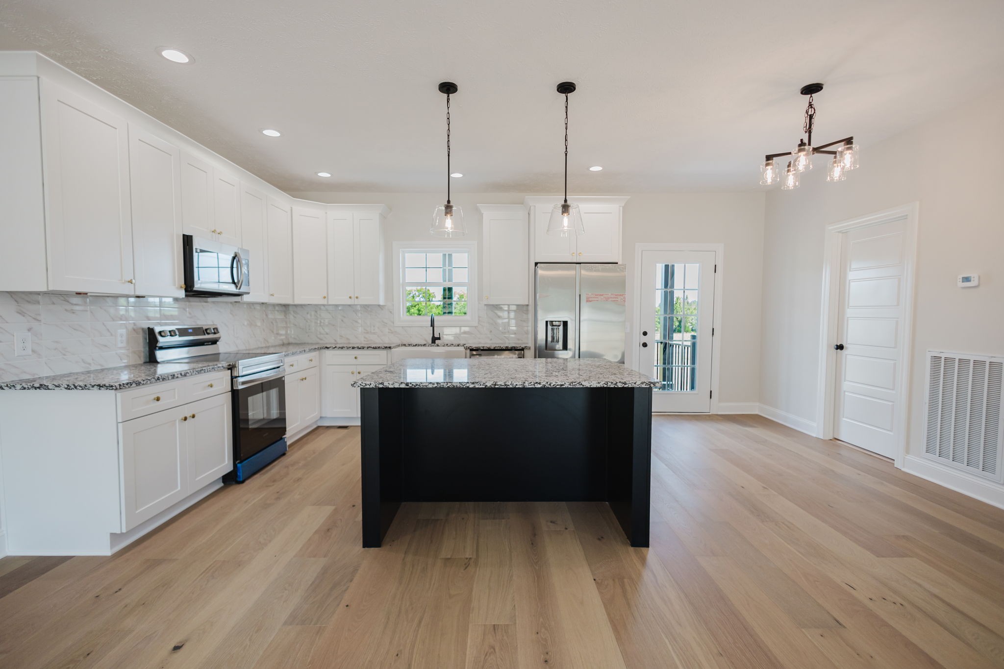 852 Lower Halls Mill